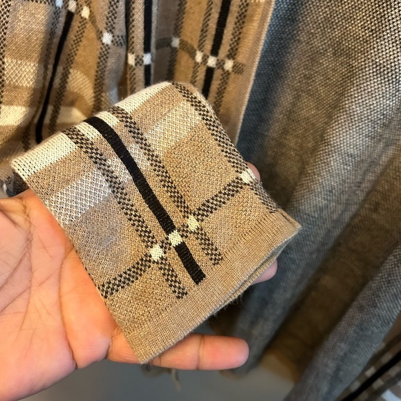 Croft & Barrow sweater - beige/black/white plaid open front cardigan - Picture 6 of 9